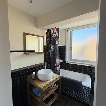 Appartement 4 Pieces Au Coeur De Juan Les Pins *